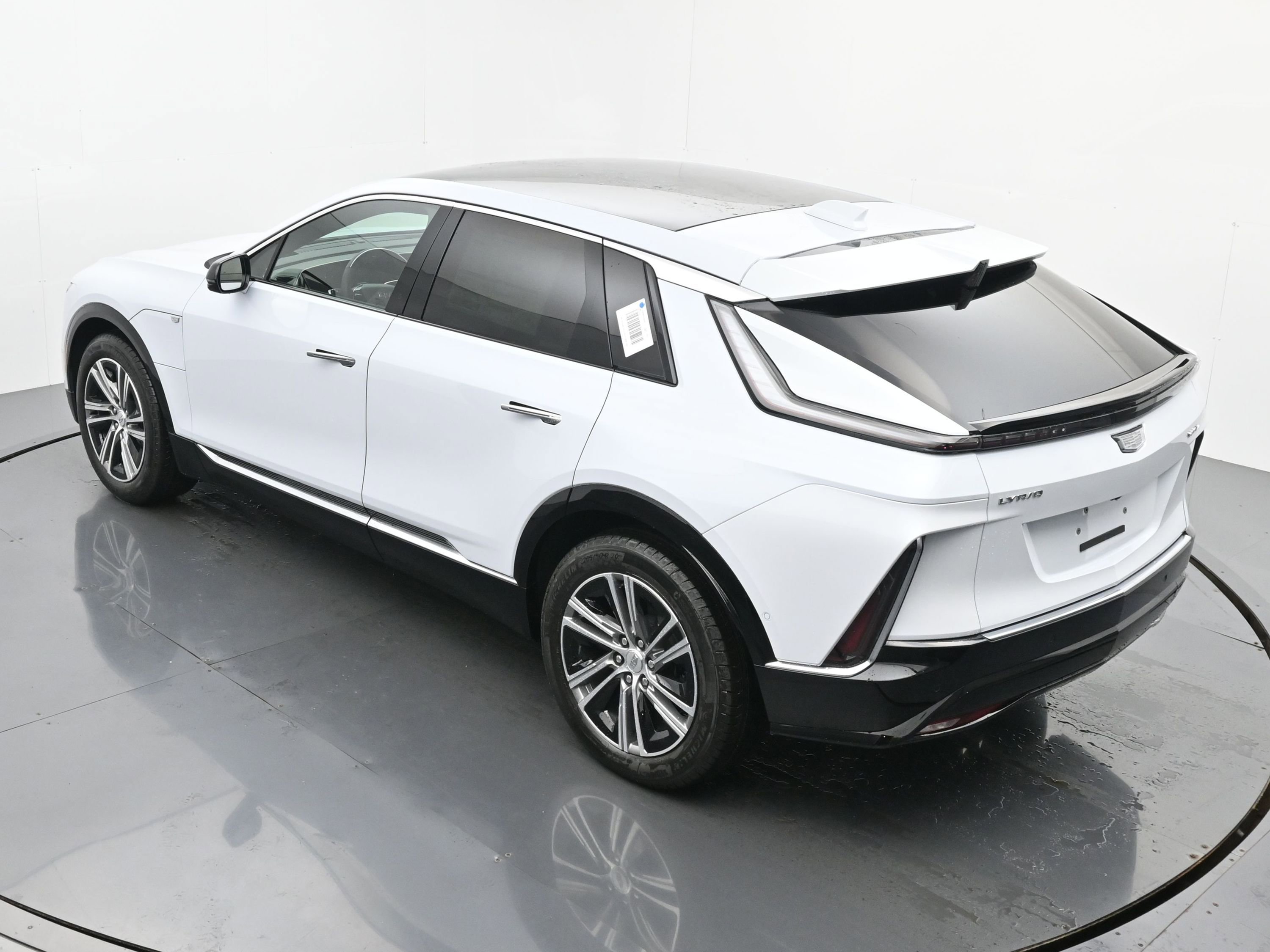 New 2026 Cadillac Lyriq Luxury image 25