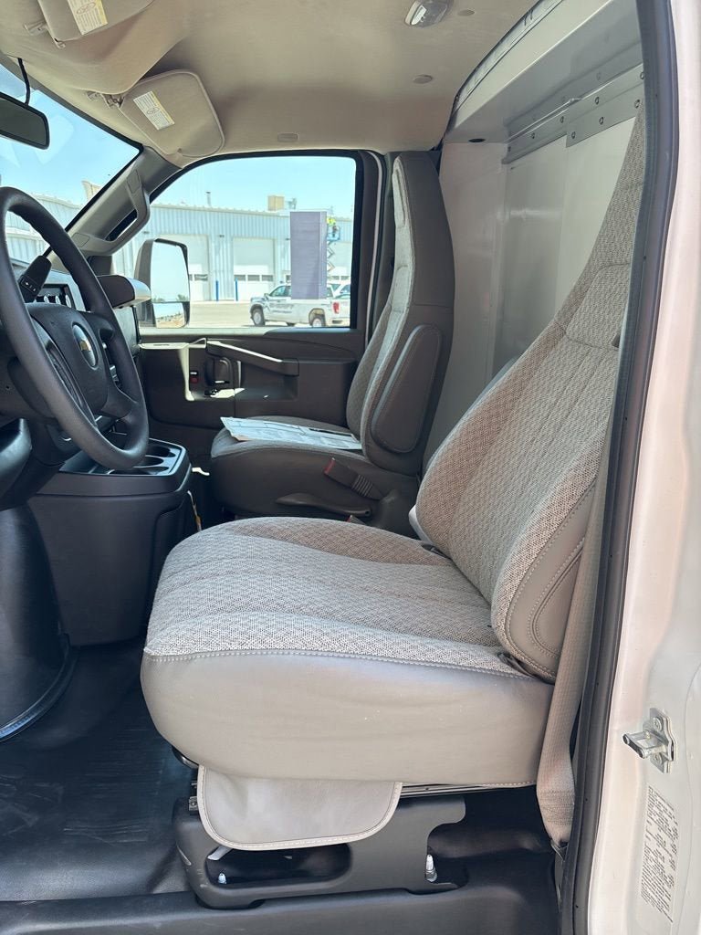 New 2025 Chevrolet Express 3500 w/ Power Convenience Package image 49