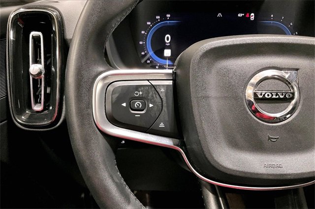 Certified 2023 Volvo XC40 B5 Core w/ Convenience Package image 19