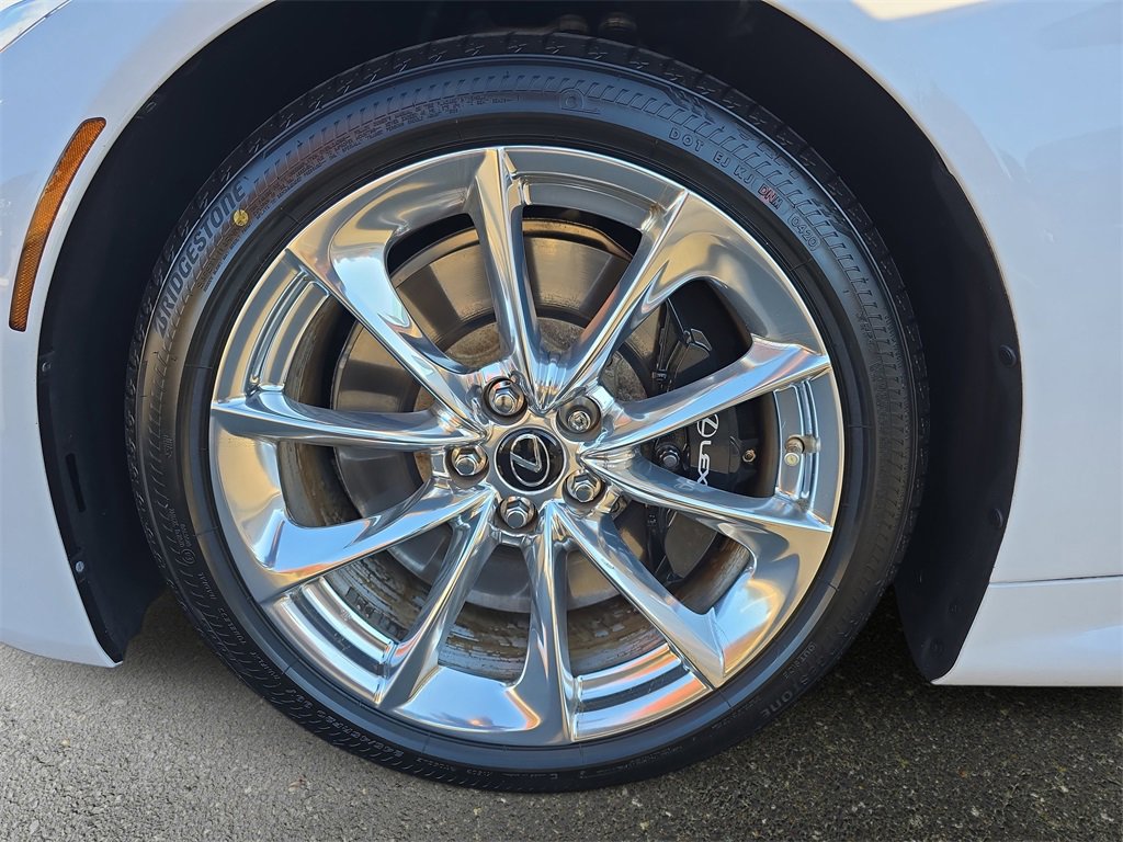 Used 2018 Lexus LC 500h image 32