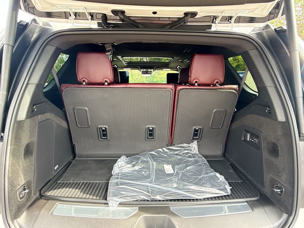 New 2025 Cadillac Escalade Premium Luxury w/ Touring Package image 29