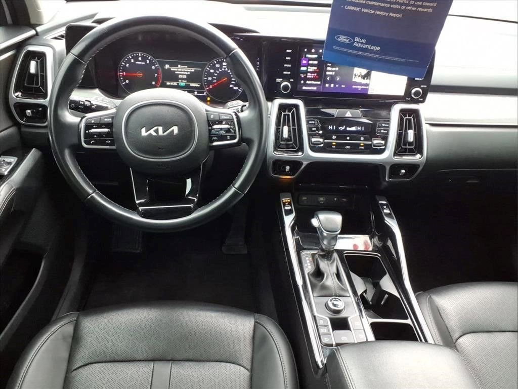 Used 2022 Kia Sorento SX image 9