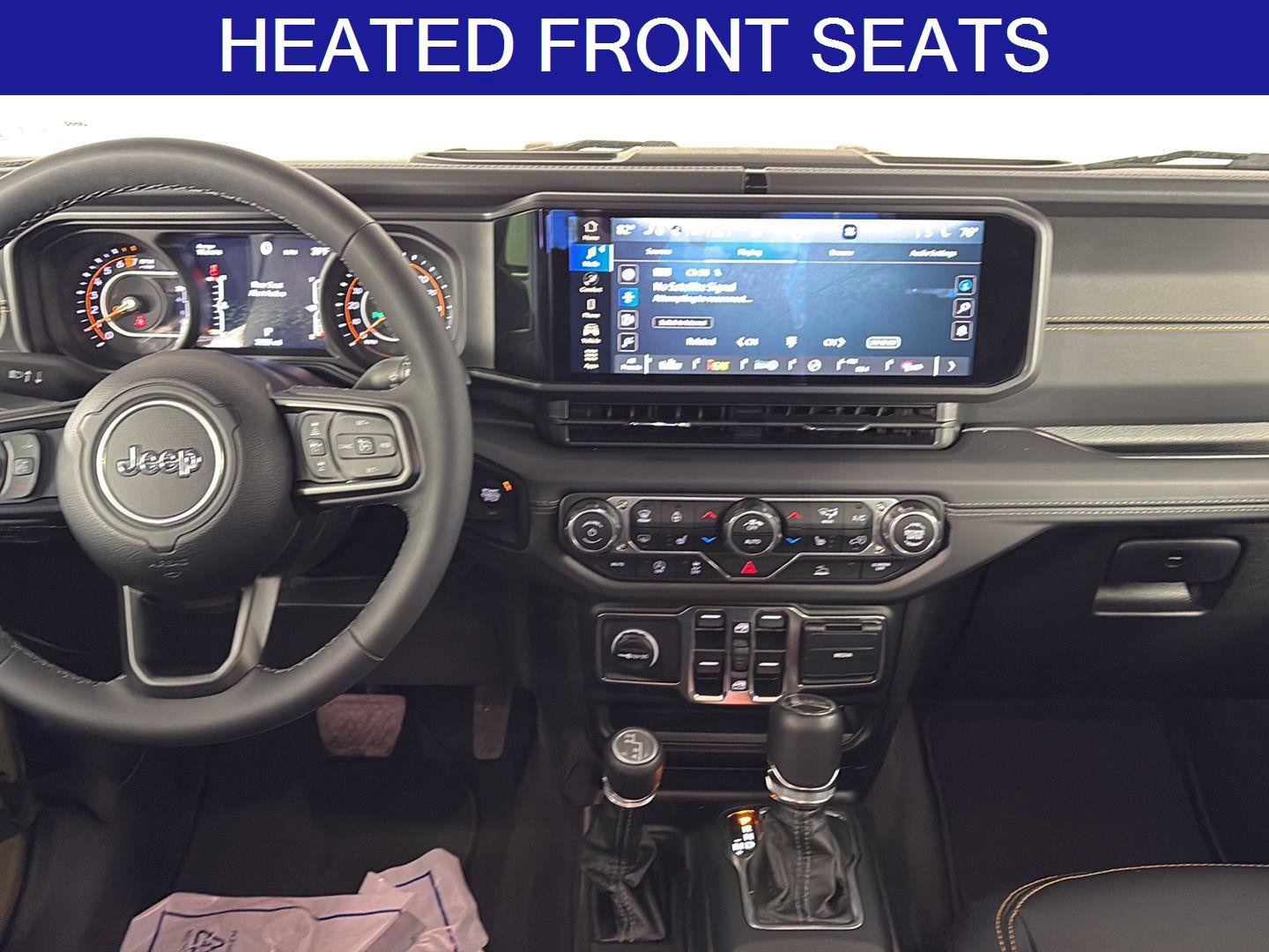 Used 2025 Jeep Gladiator Sport image 16