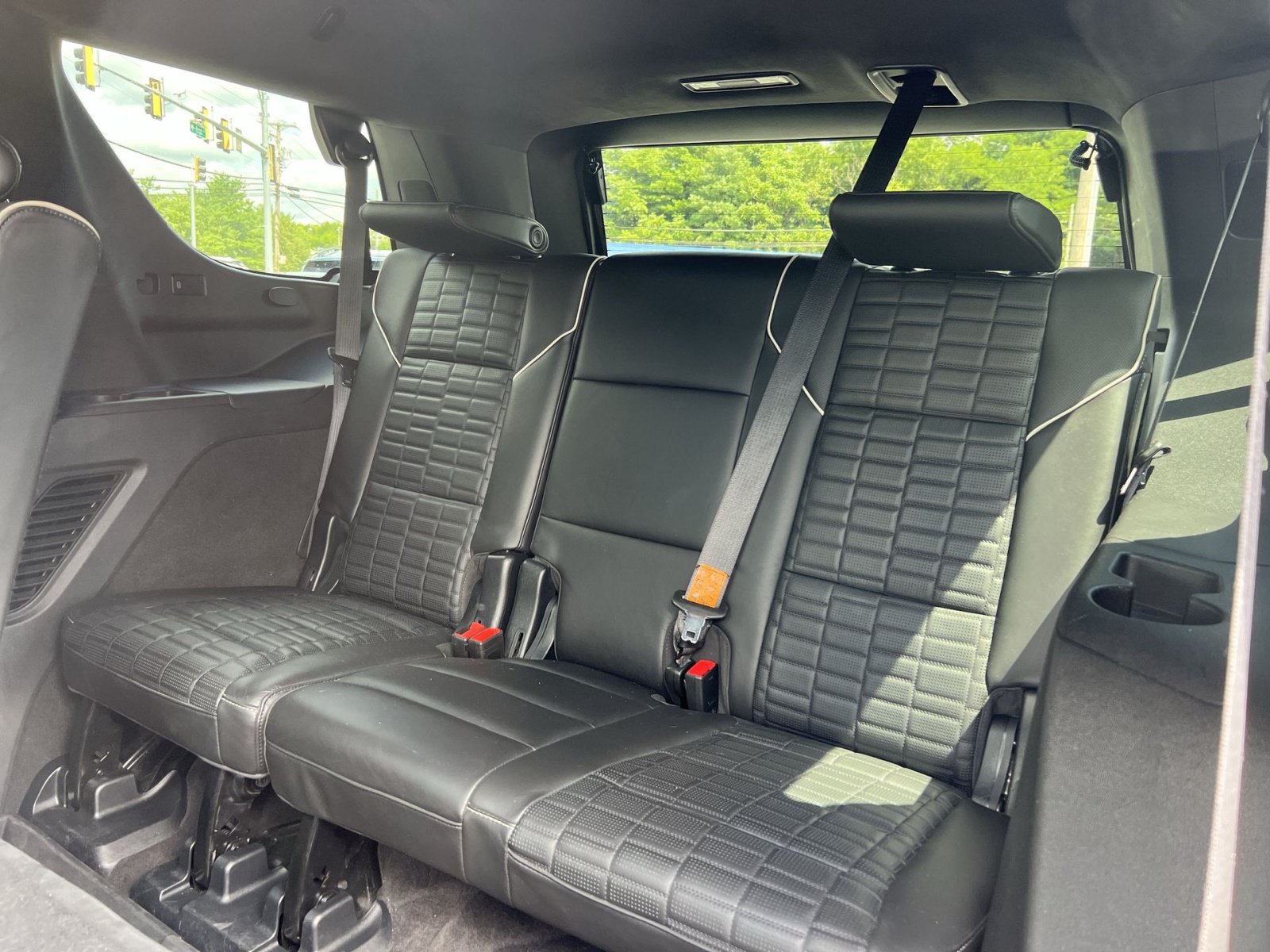 Used 2023 Cadillac Escalade Sport Platinum w/ Heavy-Duty Trailer Package AWD/4WD image 25