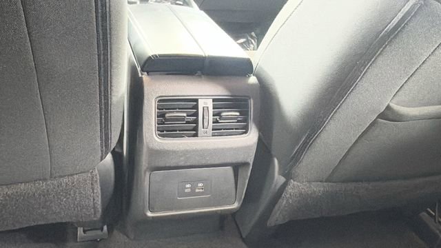 Certified 2023 Nissan Rogue SV image 35