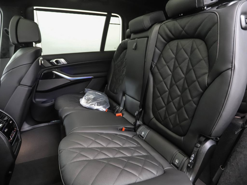 New 2026 BMW X7 xDrive40i image 22