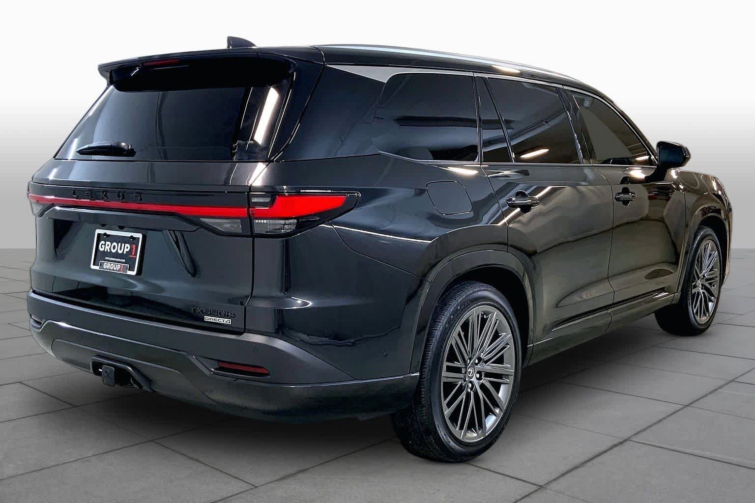 Used 2025 Lexus TX 550h AWD Plug-In Hybrid image 12