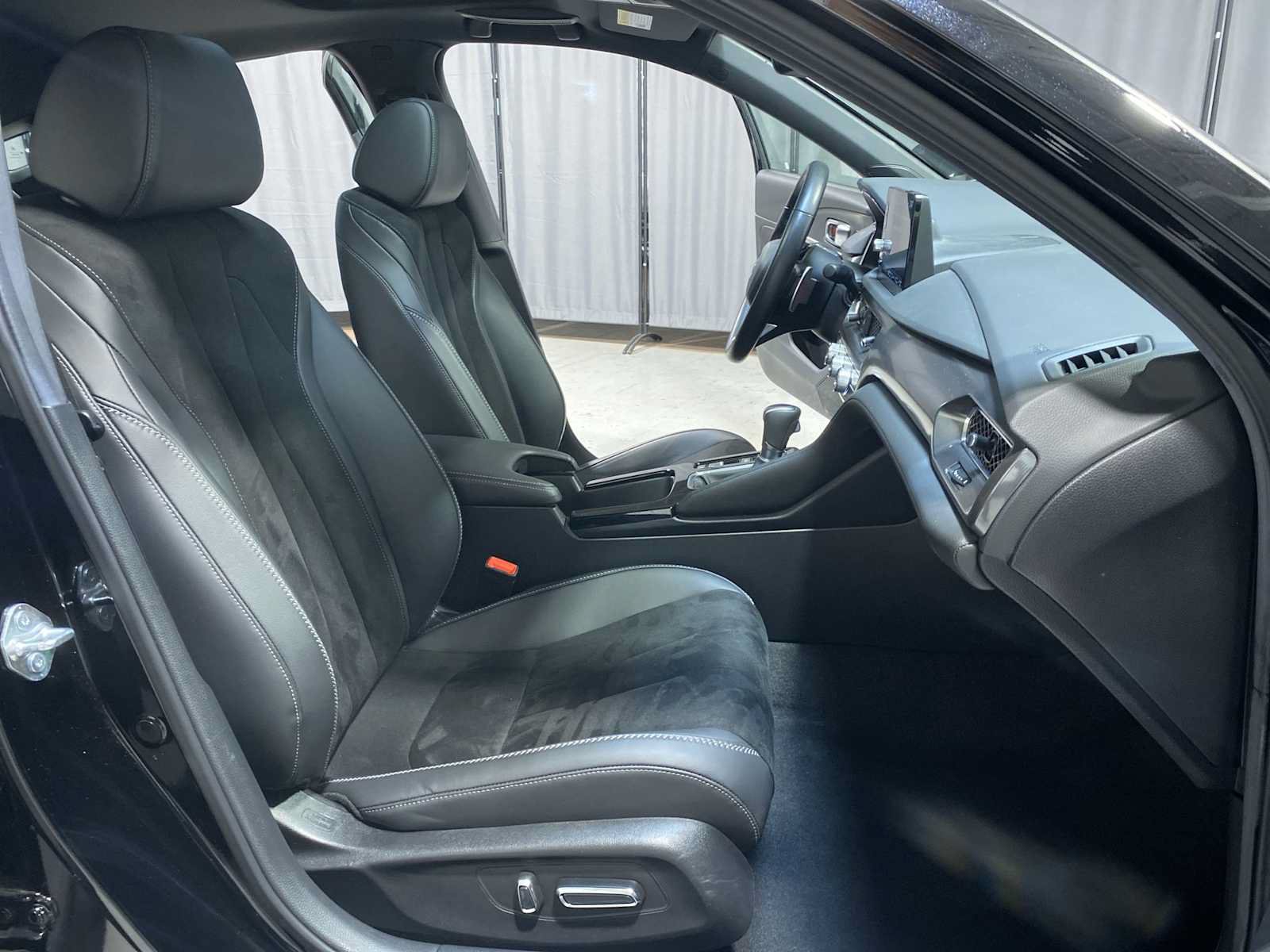 Used 2024 Acura Integra A-Spec FWD image 14