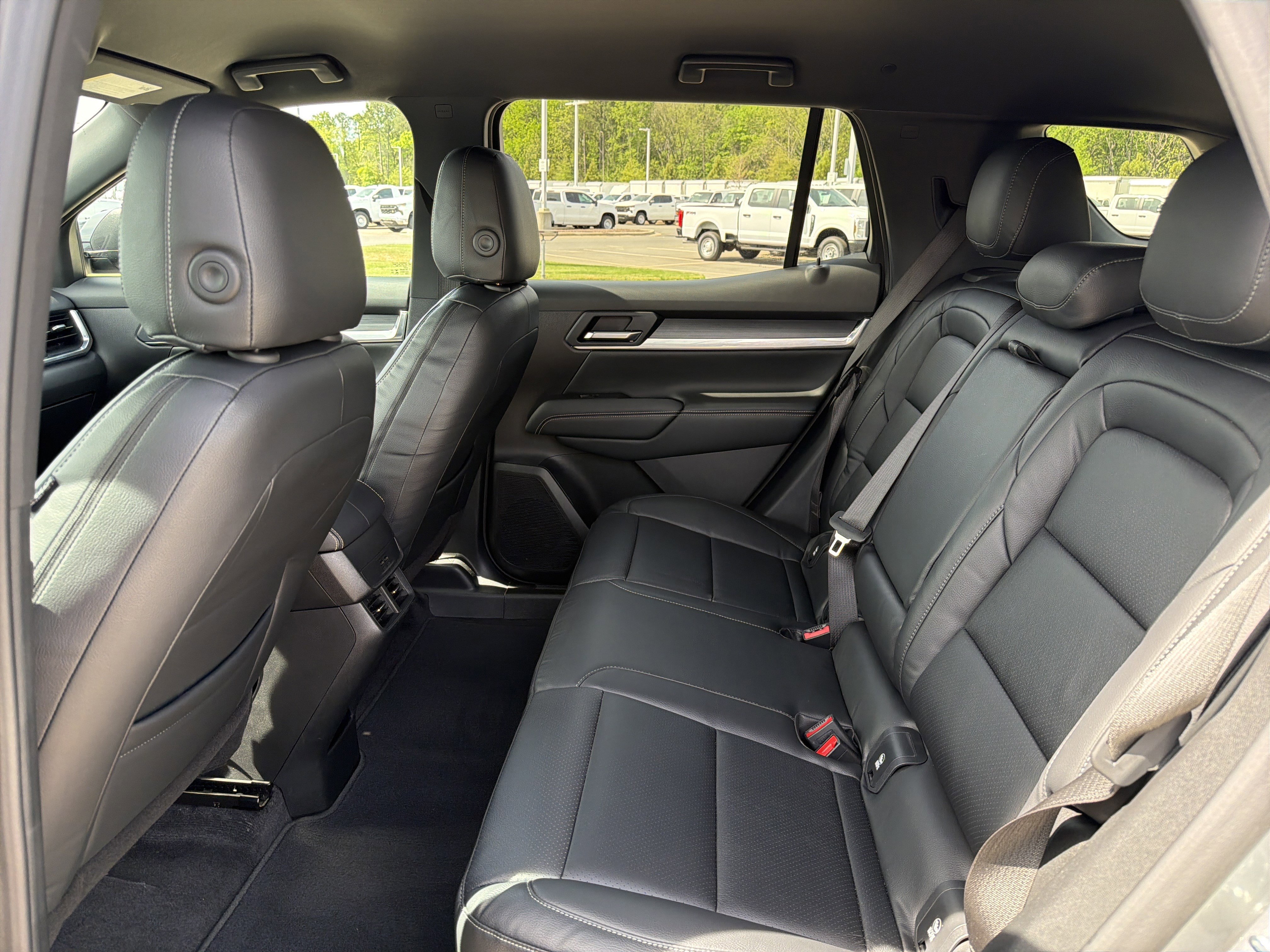 Used 2025 GMC Terrain Elevation AWD/4WD image 29