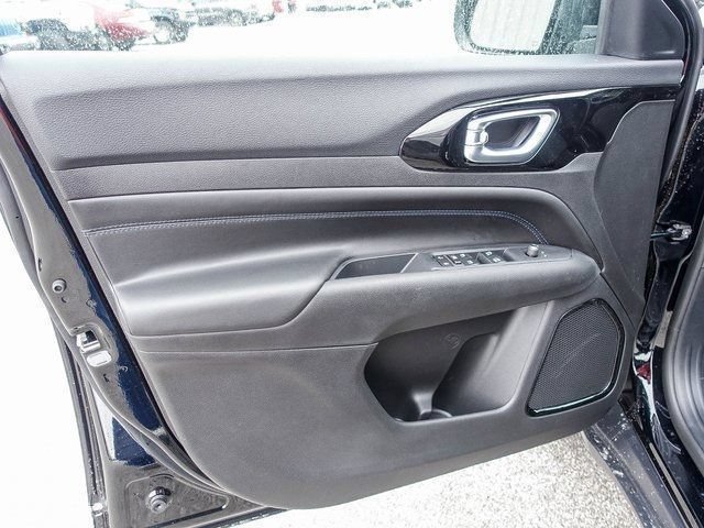 New 2026 Jeep Compass Latitude AWD/4WD image 19