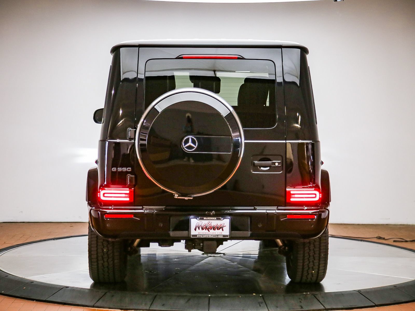 Used 2025 Mercedes-Benz G 550 image 3