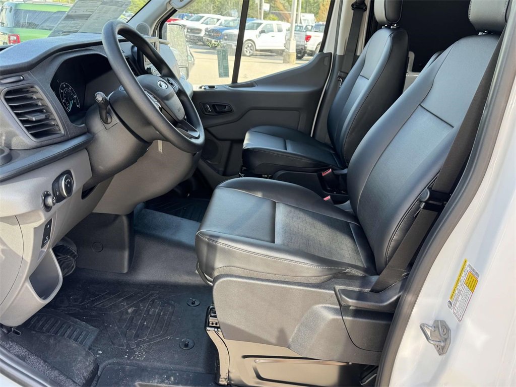 New 2025 Ford Transit 250 148 Medium Roof w/ Load Area Protection Package image 18