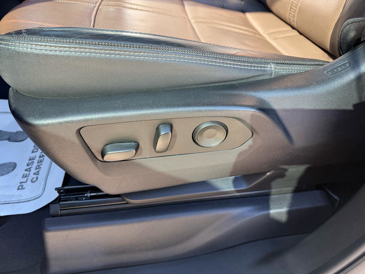 Used 2024 Chevrolet Silverado 1500 High Country w/ Technology Package image 12