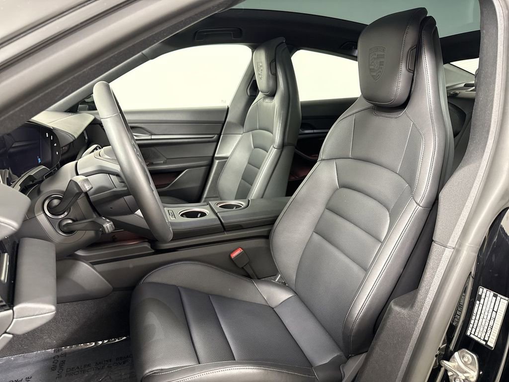 Certified 2025 Porsche Taycan image 5