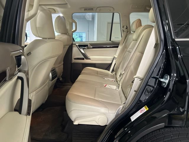 Used 2019 Lexus GX 460 Premium w/ Premium Package AWD/4WD image 23