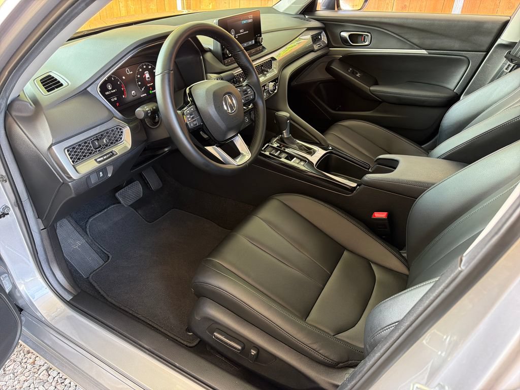 Used 2025 Acura Integra FWD image 2