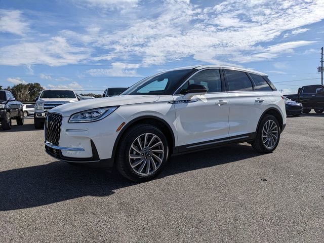 Used 2025 Lincoln Corsair Reserve w/ Rear Removable Package Tray image 8