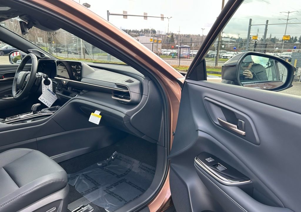 New 2026 Toyota Crown Platinum AWD/4WD image 15