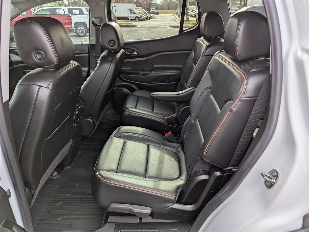 Used 2022 GMC Acadia AT4 w/ Technology Package image 15