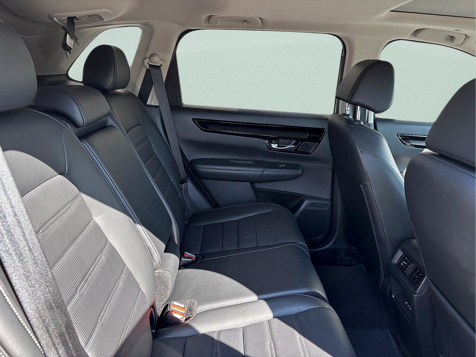 Certified 2025 Honda CR-V EX-L image 31