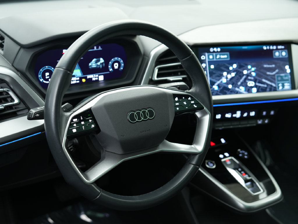 Used 2023 Audi Q4 e-tron Premium Plus w/ Premium Plus RWD image 7