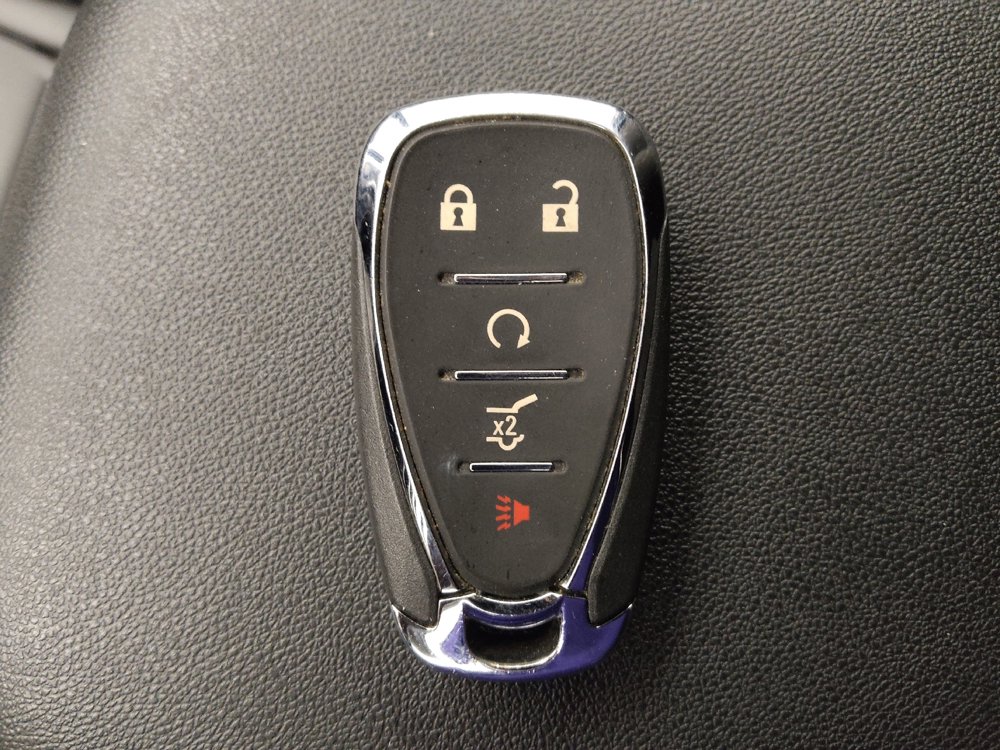 Used 2024 Chevrolet Equinox LT w/ LPO, Floor Liner Package FWD image 32