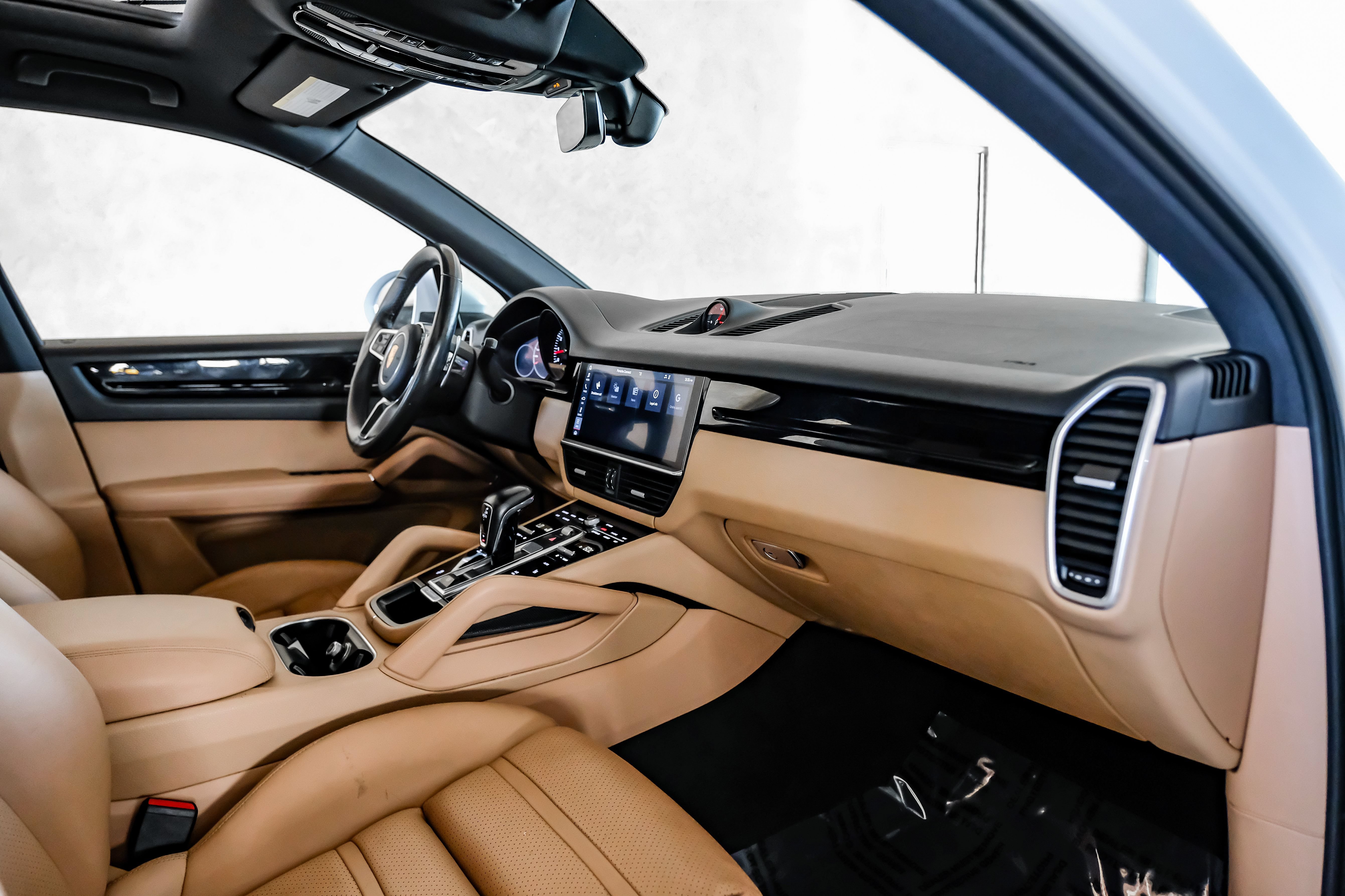 Used 2019 Porsche Cayenne AWD/4WD image 14