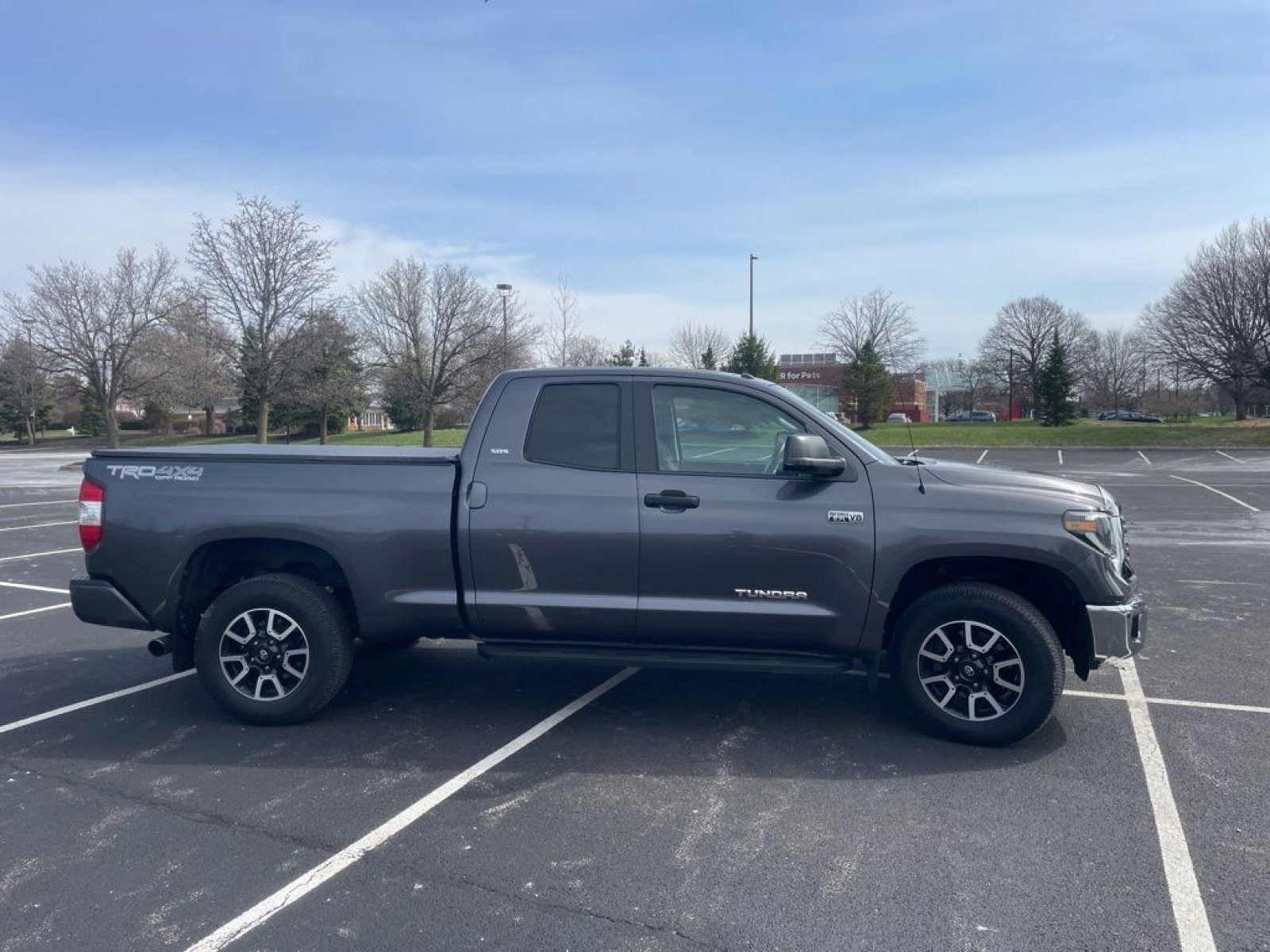 Used 2019 Toyota Tundra SR5 w/ TRD Off Road Package image 5