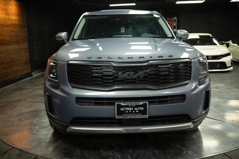 Used 2022 Kia Telluride LX image 3
