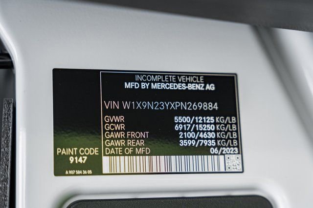 Used 2023 Mercedes-Benz Sprinter 4500 image 28