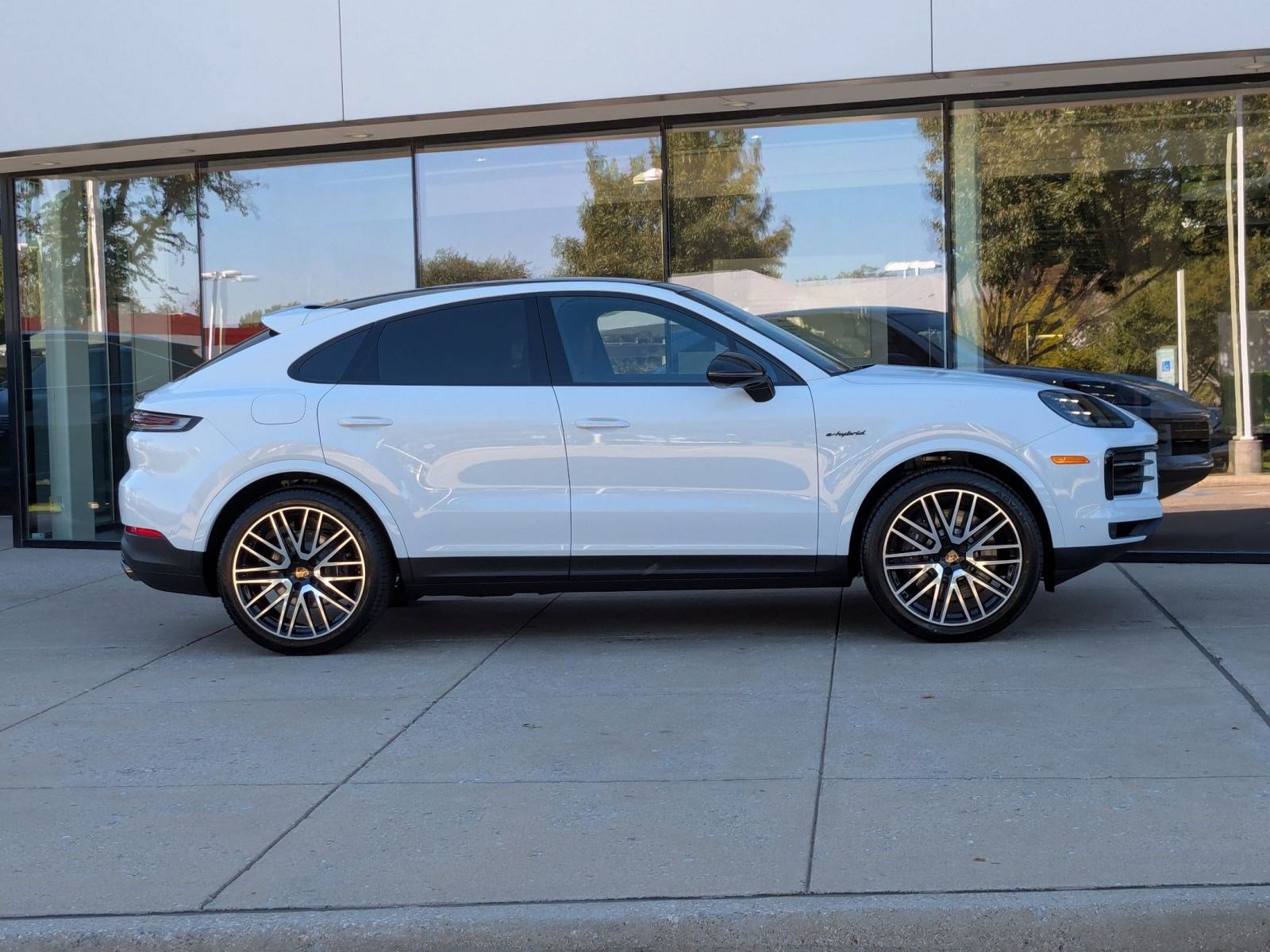 New 2026 Porsche Cayenne E-Hybrid image 8