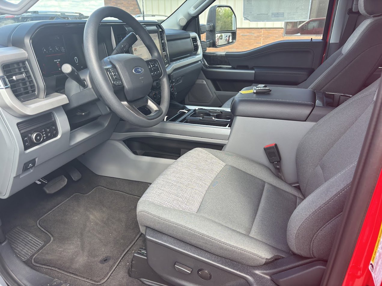 New 2025 Ford F350 XLT w/ Black Appearance Package image 8