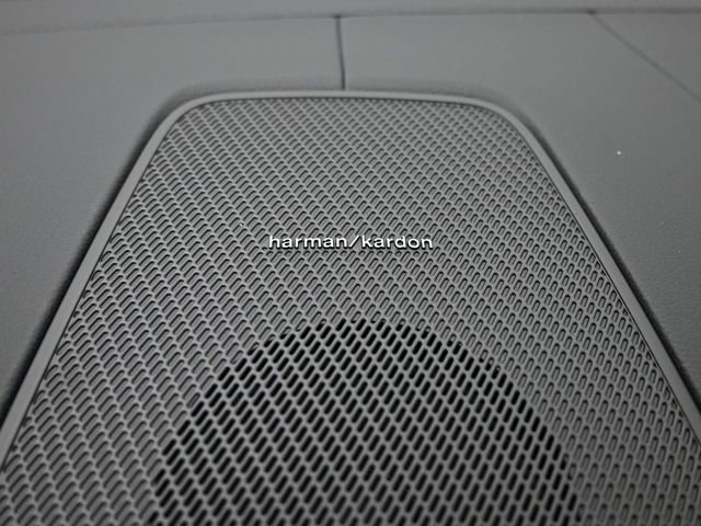 New 2026 Volvo XC60 B5 Ultra w/ Protection Package Premier image 37