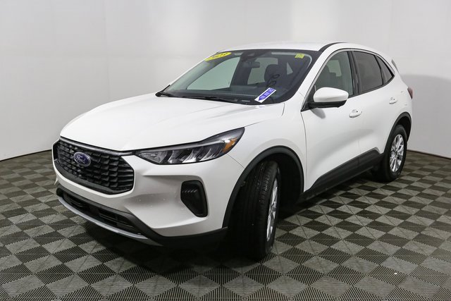 Used 2023 Ford Escape Active w/ Tech Pack #2 image 5
