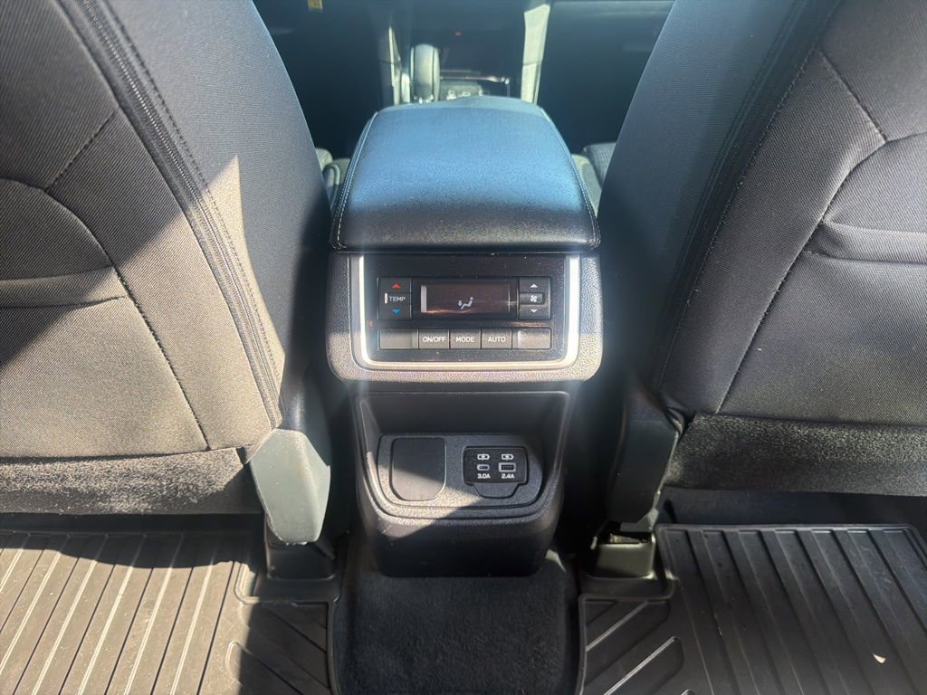 Certified 2023 Subaru Ascent Premium image 25