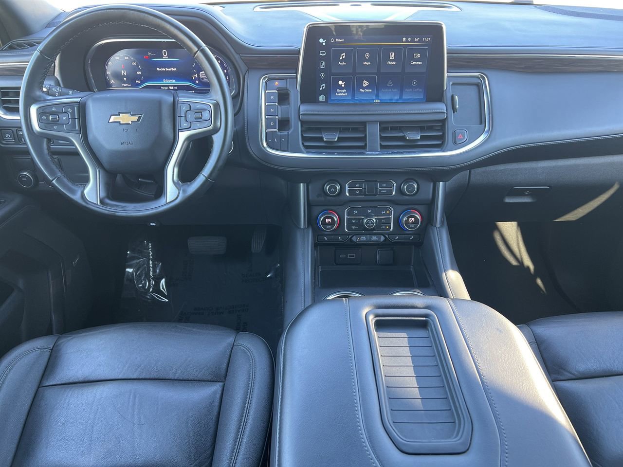 Used 2023 Chevrolet Tahoe LT image 2