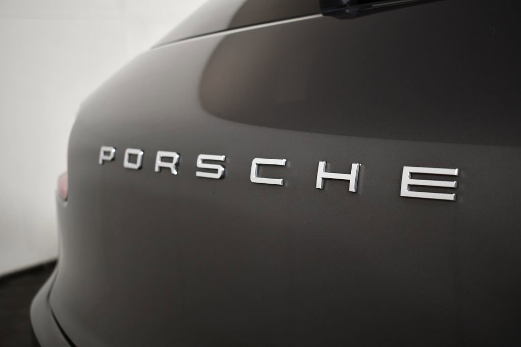 Used 2016 Porsche Macan S w/ Premium Package Plus image 15