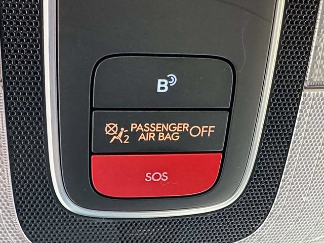 Used 2024 Hyundai Kona SEL AWD/4WD image 32
