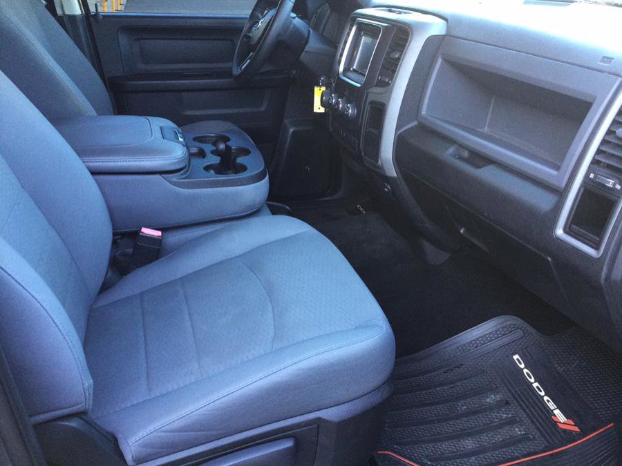 Used 2017 RAM 1500 Express w/ Express Value Package image 19