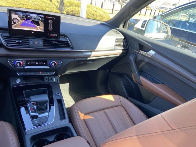 Certified 2023 Audi Q5 Premium w/ Convenience Package AWD/4WD image 12