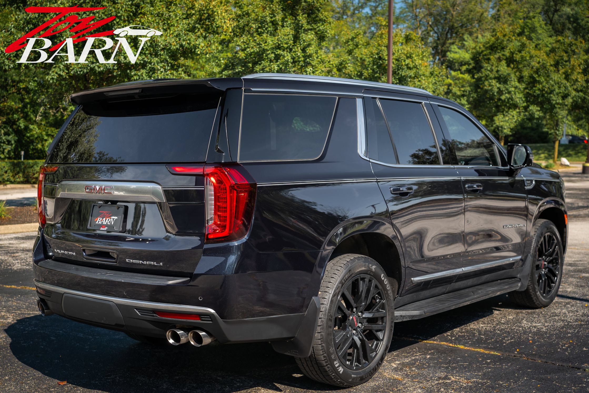 Used 2021 GMC Yukon Denali AWD/4WD image 4