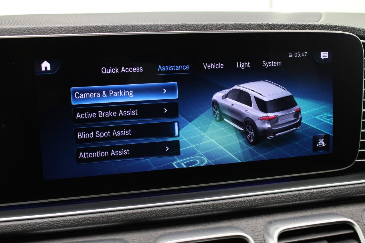 Used 2020 Mercedes-Benz GLE 350 4MATIC w/ Premium Package image 61