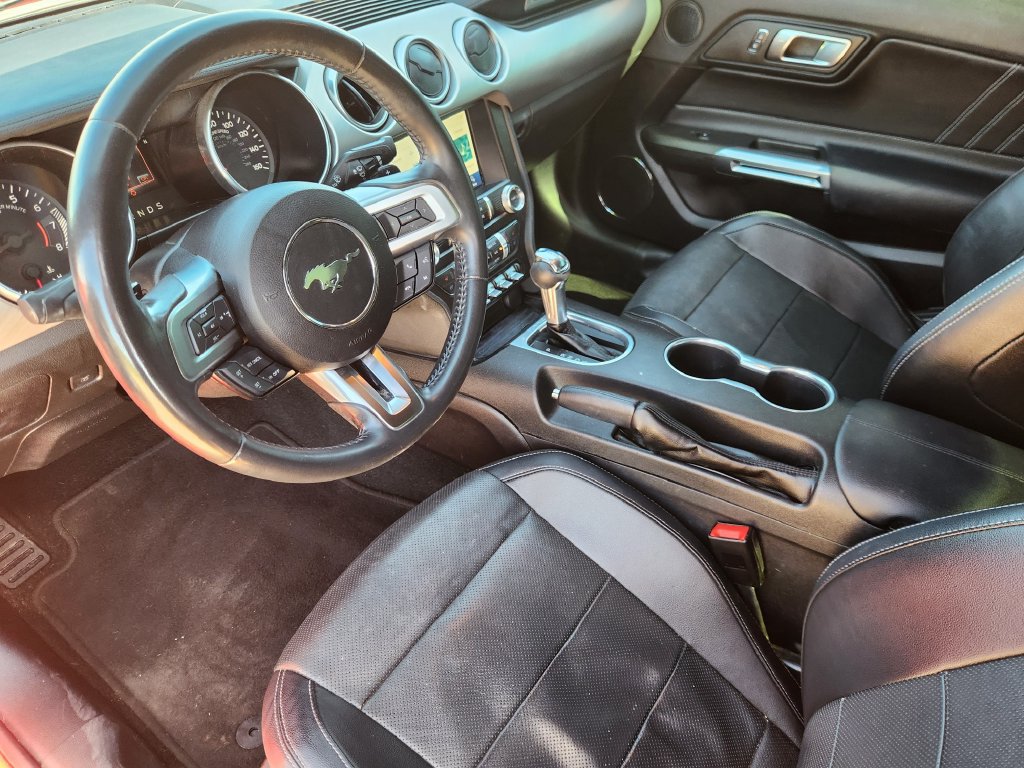 Used 2019 Ford Mustang Premium RWD image 24