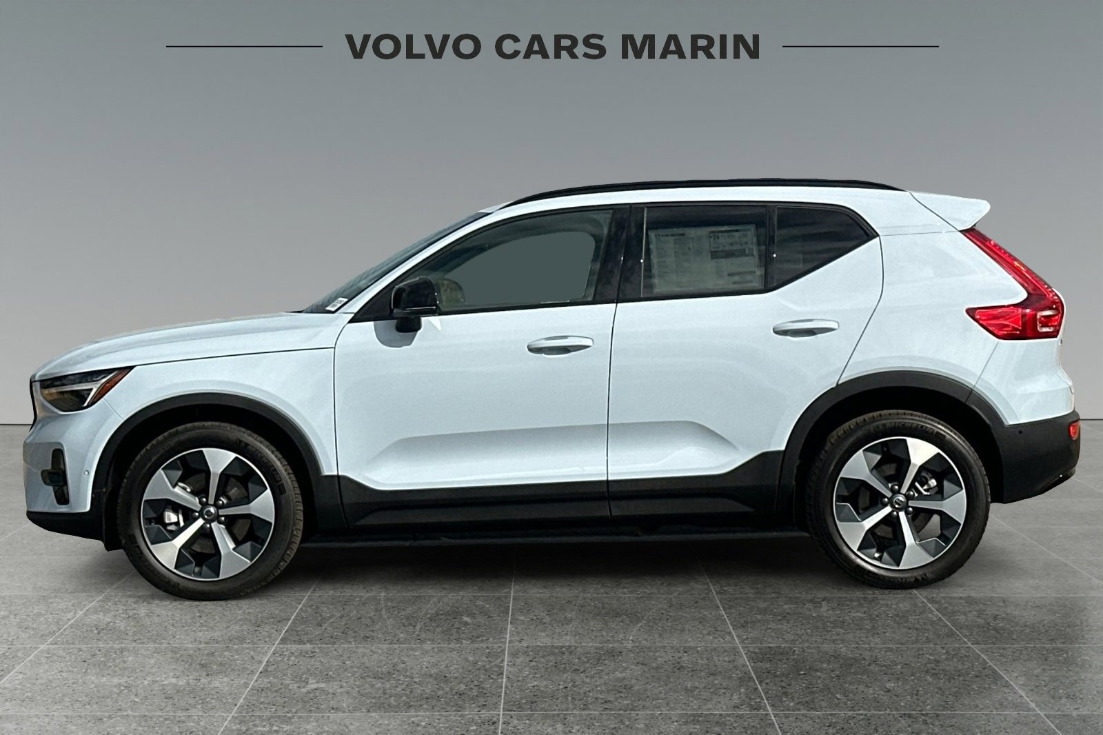 New 2026 Volvo XC40 B5 Plus w/ Protection Package Premier image 5