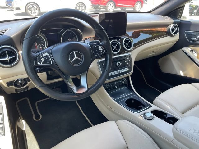 Used 2018 Mercedes-Benz CLA 250 image 16