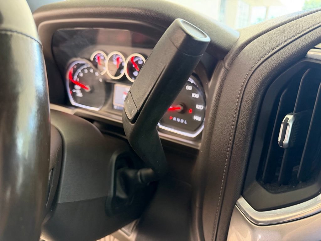 Used 2021 Chevrolet Silverado 1500 LT Trail Boss w/ Convenience Package II AWD/4WD image 9