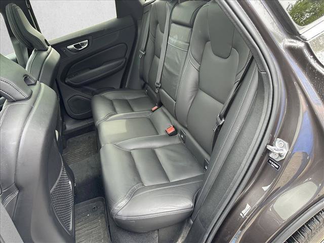 Used 2022 Volvo XC60 B5 Inscription w/ Advanced Package AWD/4WD image 15