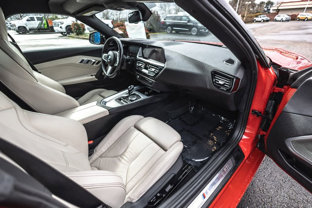Used 2019 BMW Z4 sDrive30i w/ M Sport Package image 24