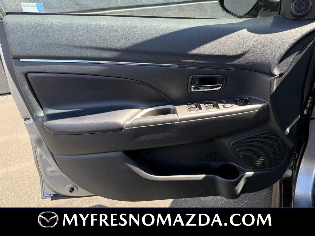 Used 2024 Mitsubishi Outlander Sport SE AWD/4WD image 30
