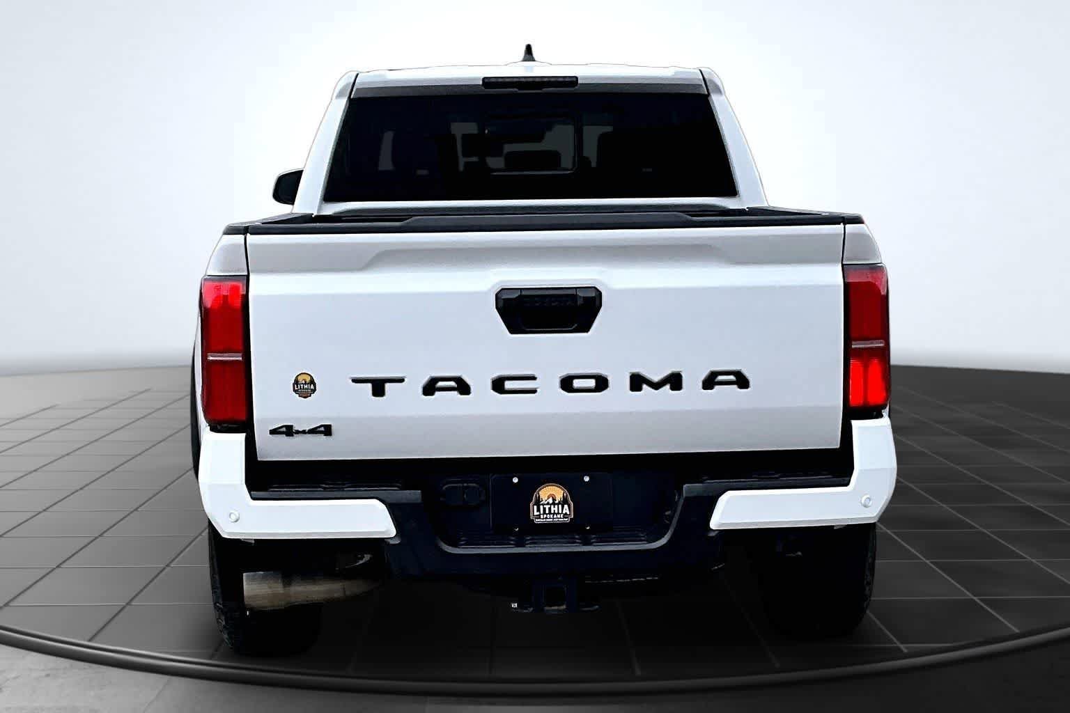 Used 2024 Toyota Tacoma TRD Off-Road w/ TRD Off Road Upgrade Package AWD/4WD image 5